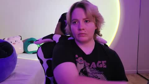 Faye online show from 12/17/24, 07:48