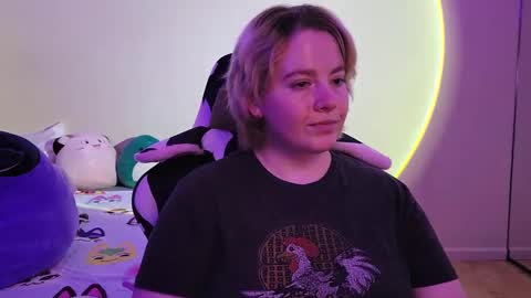 Faye online show from 12/22/24, 02:06