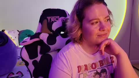 Faye online show from 12/24/24, 04:33