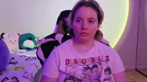 Faye online show from 12/24/24, 11:06