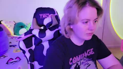 Faye online show from 01/19/25, 09:01