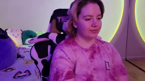 Faye online show from 01/22/25, 06:10