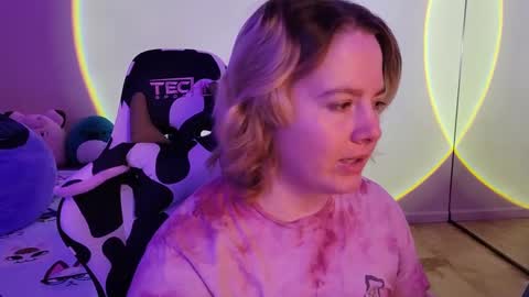 Faye online show from 02/26/25, 08:48