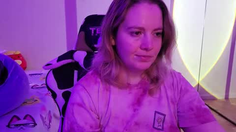 Faye online show from 10/20/25, 03:40