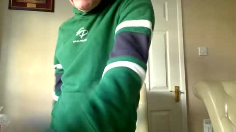 Snapshot of inthemood63 chatting on 10/22/25, 02:50 inthemood63 online show from 10/22/25, 02:50