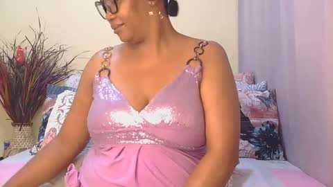 Snapshot of intimacysexy chatting on 05/19/26, 04:41 boniswa caroline online show from 05/19/26, 04:41