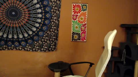 Africa online show from 01/05/25, 08:10