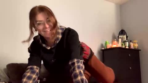 IntoTheWoodsWeGo online show from 10/27/25, 02:04