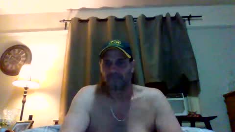 Snapshot of inurass2222 chatting on 03/17/26, 01:21 inurass2222 online show from 03/17/26, 01:21