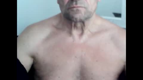 Invested online show from 11/11/25, 01:44