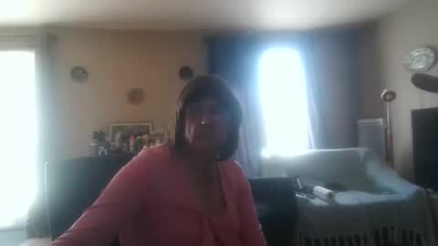 ionnatrav online show from 04/30/26, 09:15