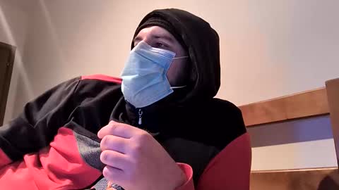 Snapshot of iplaywithu221 chatting on 01/18/26, 06:23 iplaywithu221 online show from 01/18/26, 06:23