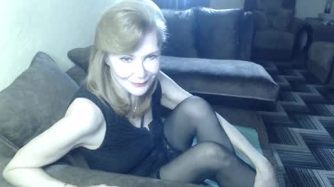 irenalegs online show from 03/03/26, 06:41