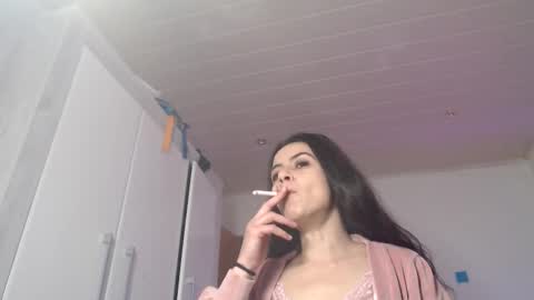 Irene Isabela online show from 04/25/26, 07:44