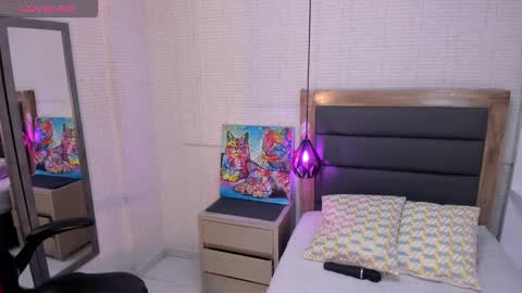  I R E N N E online show from 02/19/26, 12:45