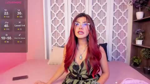 Snapshot of iriis_rosse chatting on 10/02/25, 11:01 Iris Rosse online show from 10/02/25, 11:01