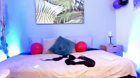 Snapshot of iriis_rosse chatting on 10/28/25, 05:48 Iris Rosse online show from 10/28/25, 05:48