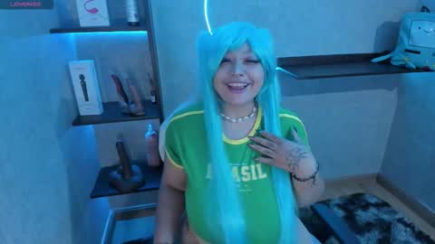 iriisfeitan online show from 10/31/25, 10:27