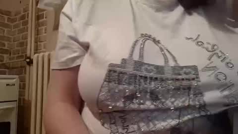 Snapshot of irinnak chatting on 02/16/25, 08:55 IrinnaK online show from 02/16/25, 08:55