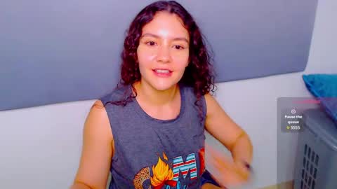 Snapshot of iris_caprice chatting on 05/22/26, 01:57 Instagram iris caprice online show from 05/22/26, 01:57