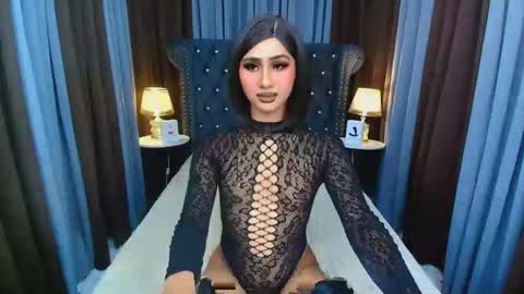 Iris online show from 04/10/26, 12:05