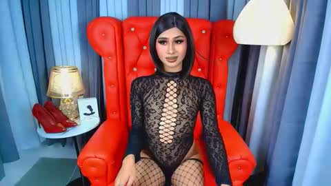 Snapshot of iris_lauren chatting on 05/04/26, 02:40 Iris online show from 05/04/26, 02:40