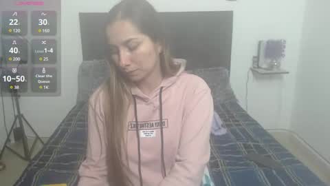 Snapshot of iris_love18 chatting on 02/10/25, 01:46 IRIS online show from 02/10/25, 01:46