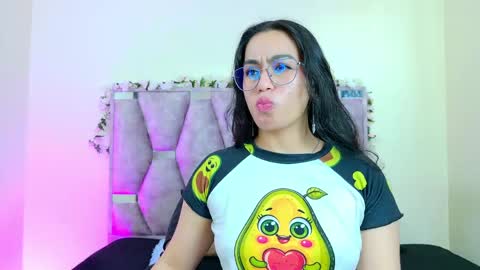 Iris online show from 04/21/26, 05:39