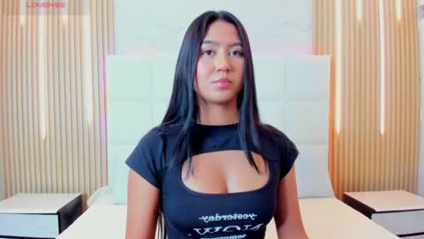 Iris online show from 09/30/25, 04:06