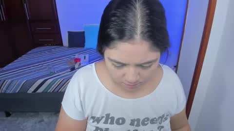 Iris online show from 01/06/26, 01:48