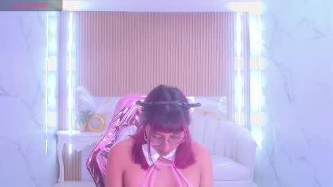 Iris  online show from 11/06/25, 11:15