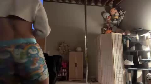 Snapshot of iris_world chatting on 02/17/25, 05:58 iris online show from 02/17/25, 05:58