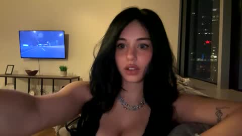 irisbabyyyyyyy online show from 07/20/26, 04:16