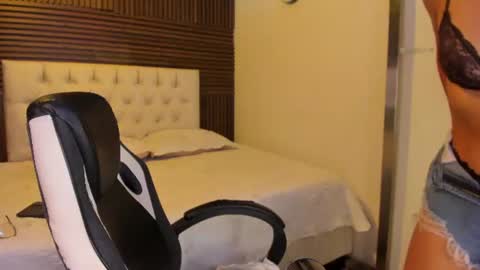 Snapshot of irisfyre chatting on 06/26/26, 12:53 Iris Fyre online show from 06/26/26, 12:53