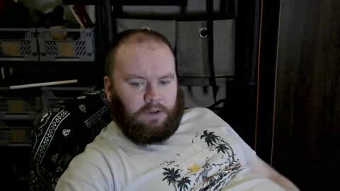 twitter theirishman205 online show from 12/04/24, 03:43