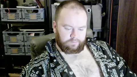 twitter theirishman205 online show from 12/23/24, 08:22