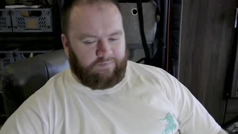 twitter theirishman205 online show from 12/27/24, 01:18