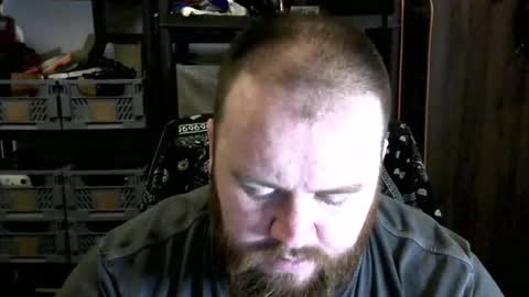 twitter theirishman205 online show from 02/13/25, 05:01