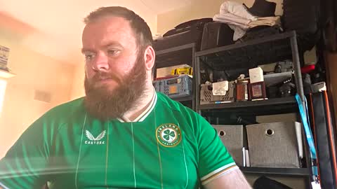 twitter theirishman205 online show from 10/29/25, 12:40