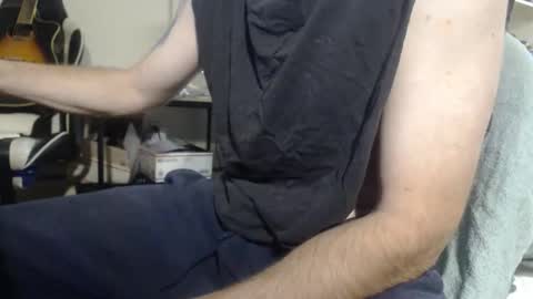 Irishdude2483 online show from 11/25/25, 03:56
