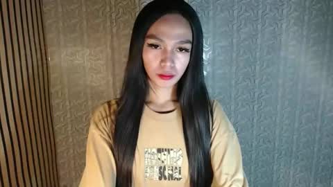 IRISH AND TRIXIE online show from 04/18/26, 02:59