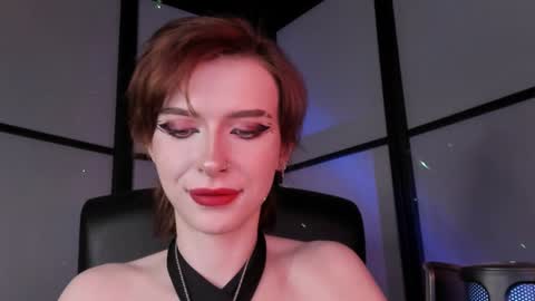 Snapshot of irisice chatting on 12/13/24, 04:27 Miss Iris Fansly Miss Iris new inst. online show from 12/13/24, 04:27