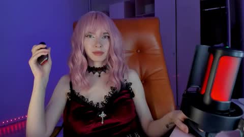 Snapshot of irisice chatting on 05/03/26, 03:51 Miss Iris Fansly Miss Iris new inst. online show from 05/03/26, 03:51