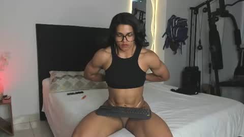 Snapshot of irismuscle chatting on 07/14/26, 05:40 irismuscle online show from 07/14/26, 05:40