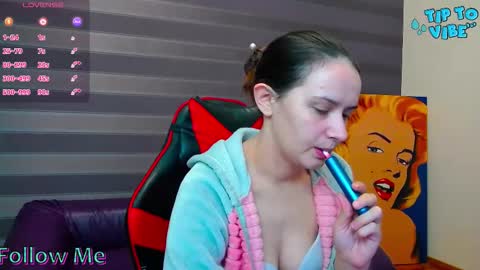 Iris online show from 11/11/25, 04:45