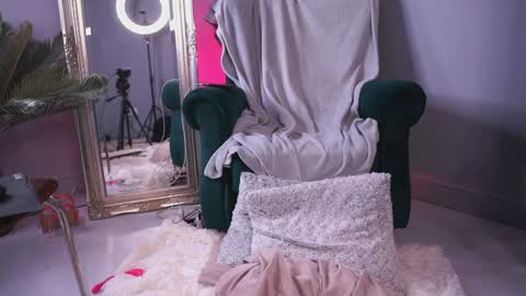 Maria online show from 12/30/24, 03:25