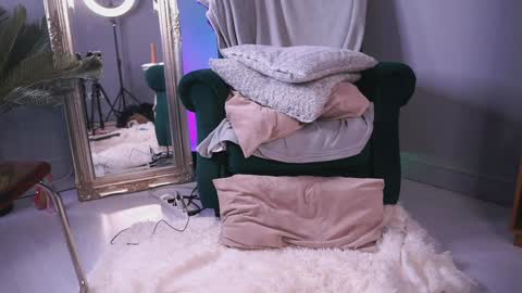 Maria online show from 01/06/25, 03:20