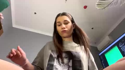 Maria online show from 01/28/25, 11:50