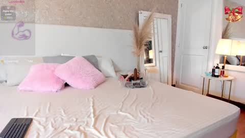 Iriss  online show from 03/06/26, 04:20