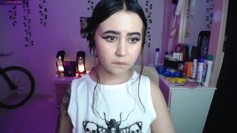 Iris  online show from 01/19/26, 04:27